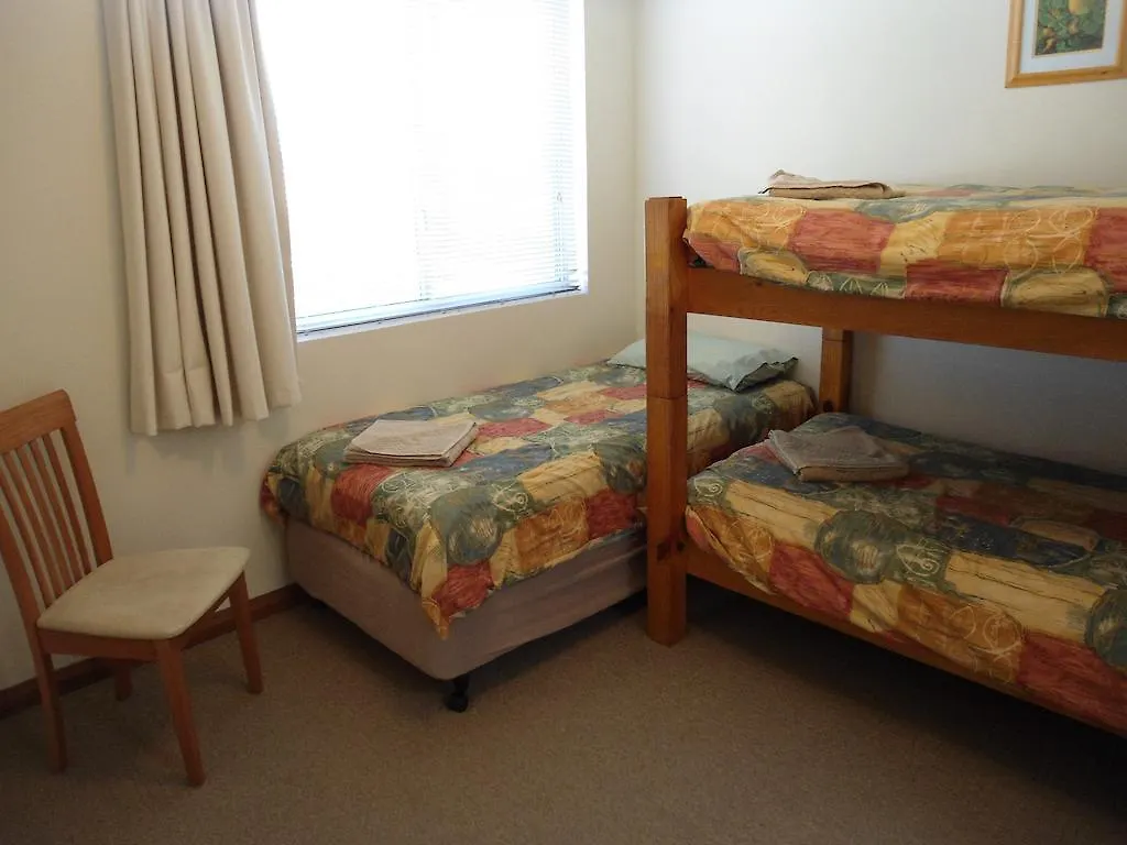 Ashwood Apartments - Bellerive Hobart